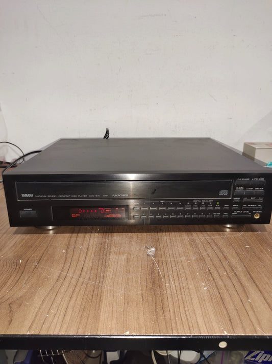 YAMAHA CDC-815 - 5 Disc CD Changer W/ Switchable Digital Out Needs Belt