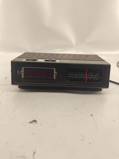 Vintage Sears Radio