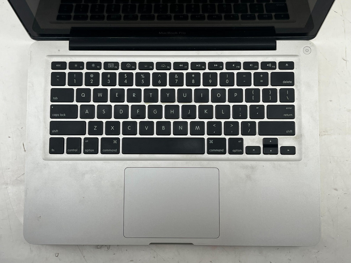 Apple Macbook Pro Mid 2009 Model Core 2 Duo 2.26 GHz 4GB RAM 160GB HDD NO OS