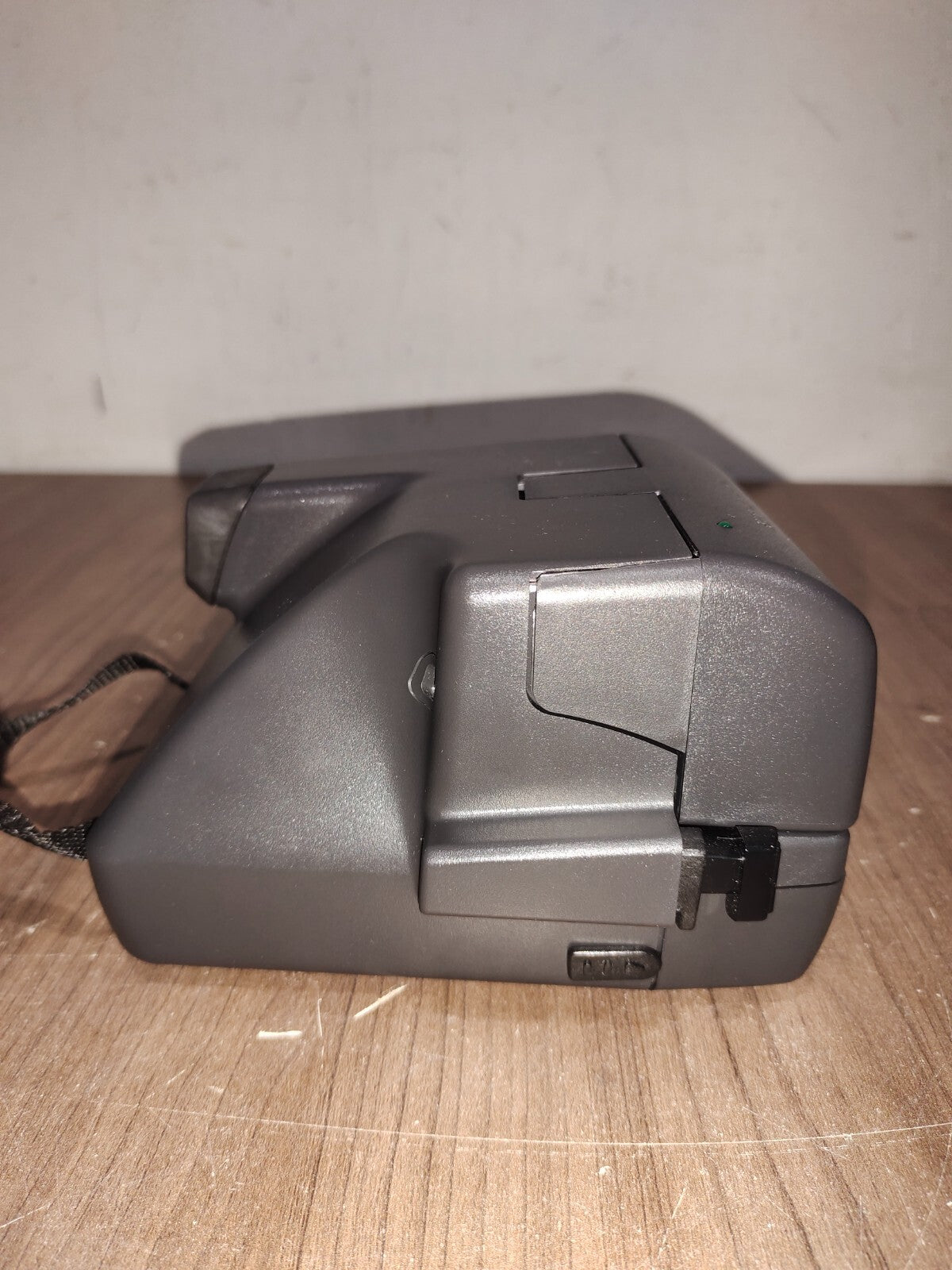 Polaroid One Step Close Up 600 Film Instant Camera w/ Strap