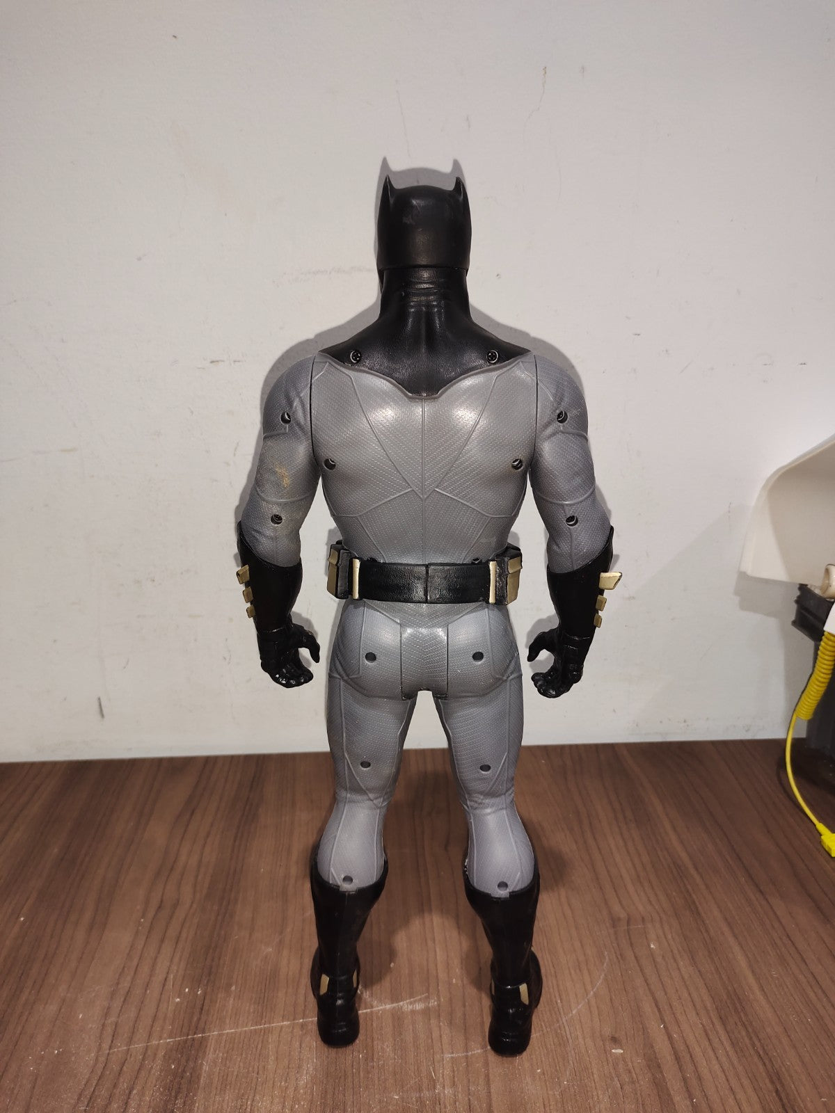 Batman Vs Superman Big Figs 19” Batman Action Figure Jakks