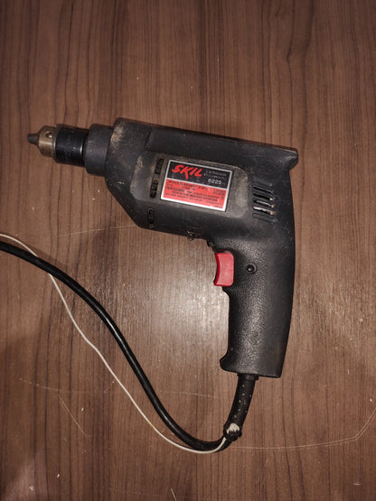 Skil 6225T2 3/8" 1/3 HP Variable Speed Reversing Corded Drill
