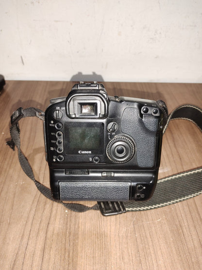Canon EOS D60 Digital SLR Camera Black Body With Battery Grip BG-ED3