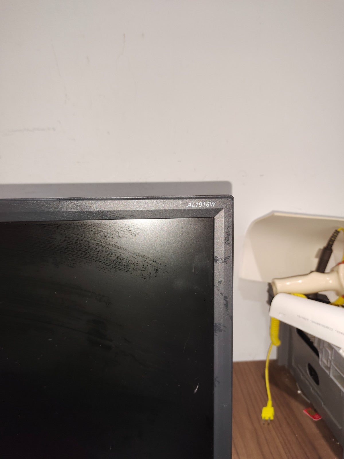 Acer Model - AL1916W - 19 Inch Widescreen LCD Monitor VGA