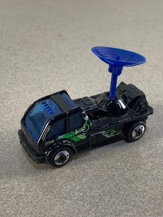 2000 Matchbox Hero City Airport Weather Alarm Blue Radar Dish Black Truck