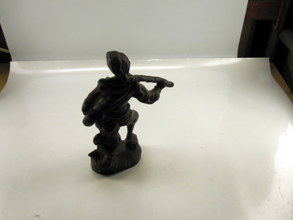 Garrard Mold Figurine - 13.5in