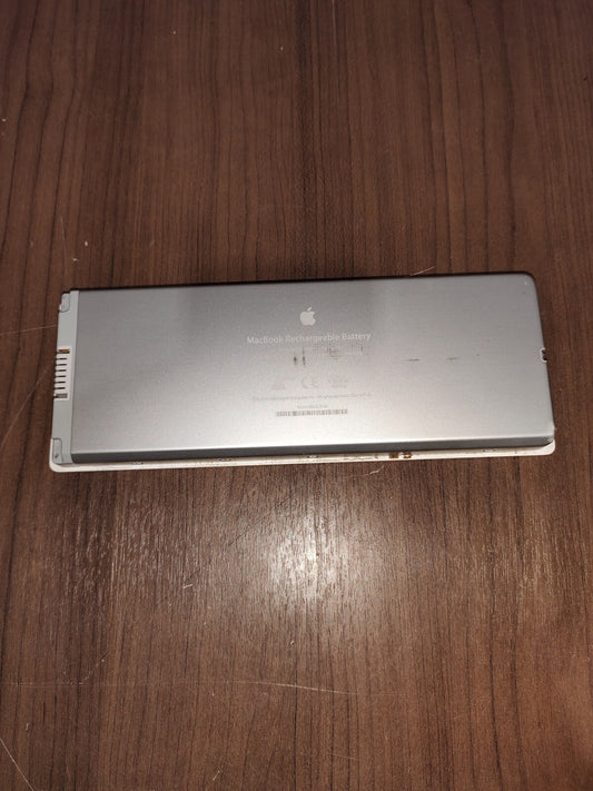 Apple MacBook Rechargeable Laptop Battery White MA561LL/A A1185