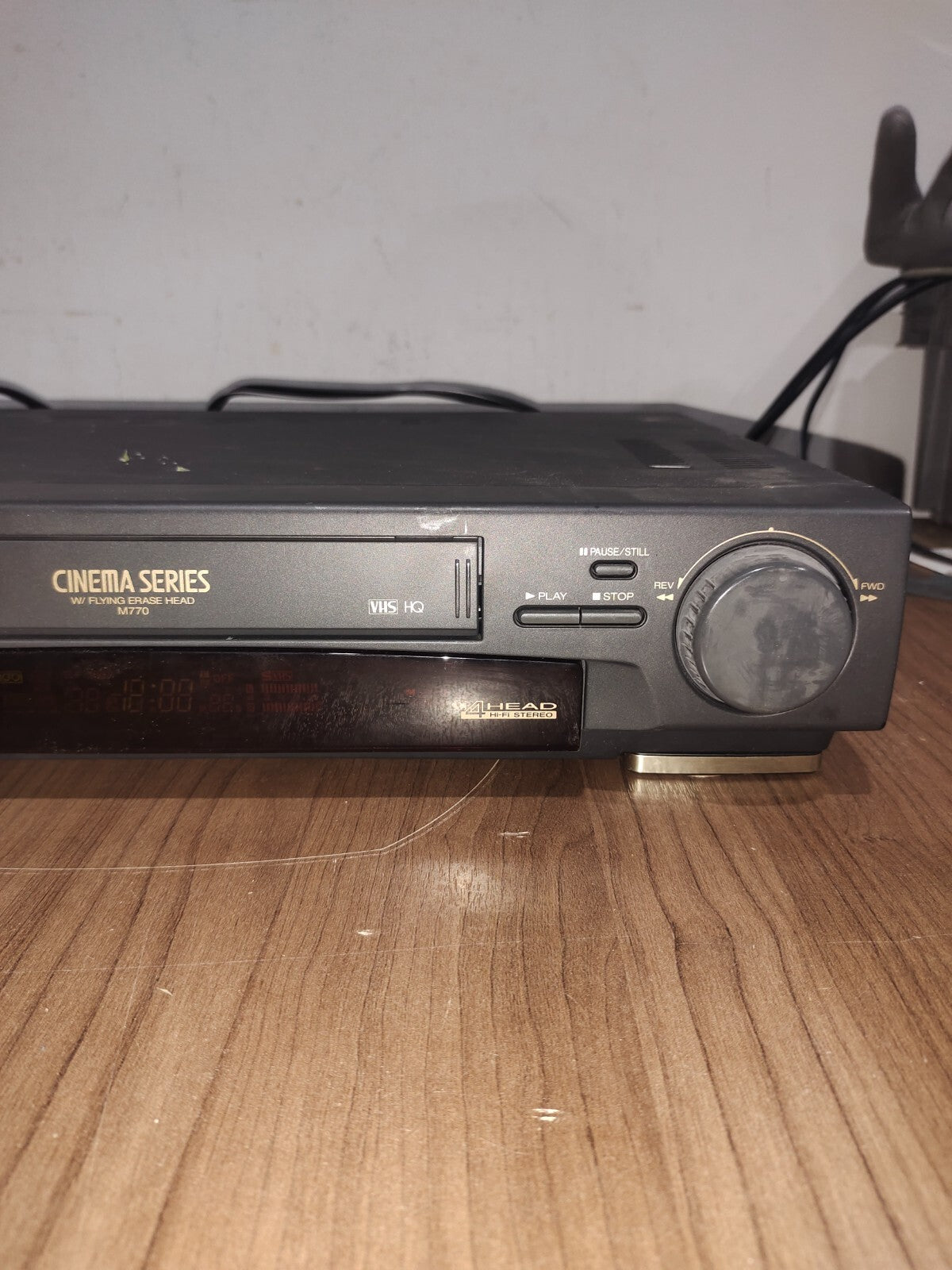 Toshiba M770 Cinema Series 4 Head VHS Player/ Recorder