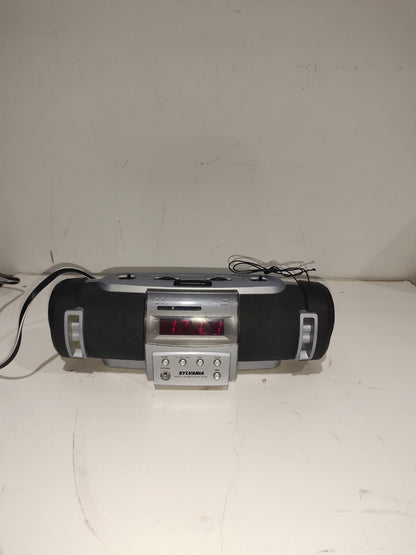 Sylvania Digital Alarm Clock Radio Model SA85011