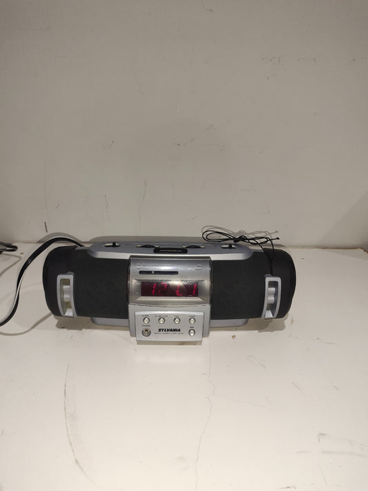 Sylvania Digital Alarm Clock Radio Model SA85011
