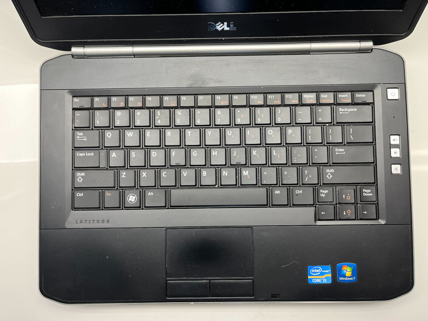 Dell Latitude E5420 i5-2410M @ 2.30 GHz 2GB RAM No HDD BAD SCREEN