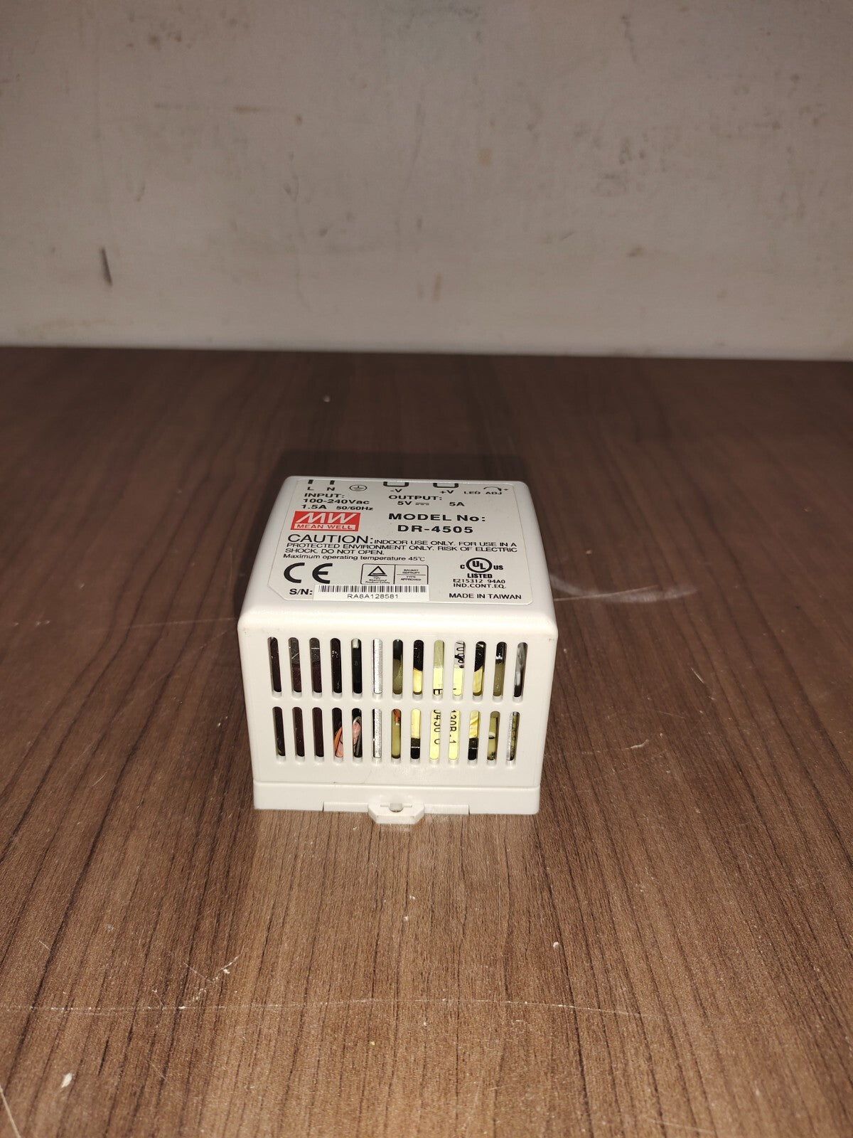 Mean Well DR-4505 Power Supply 1.5A 50/60Hz