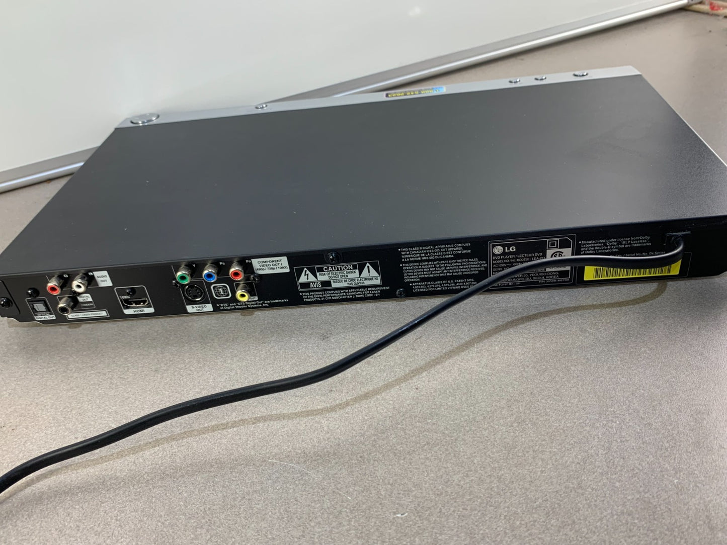 LG LDA-731 DVD Player with manual