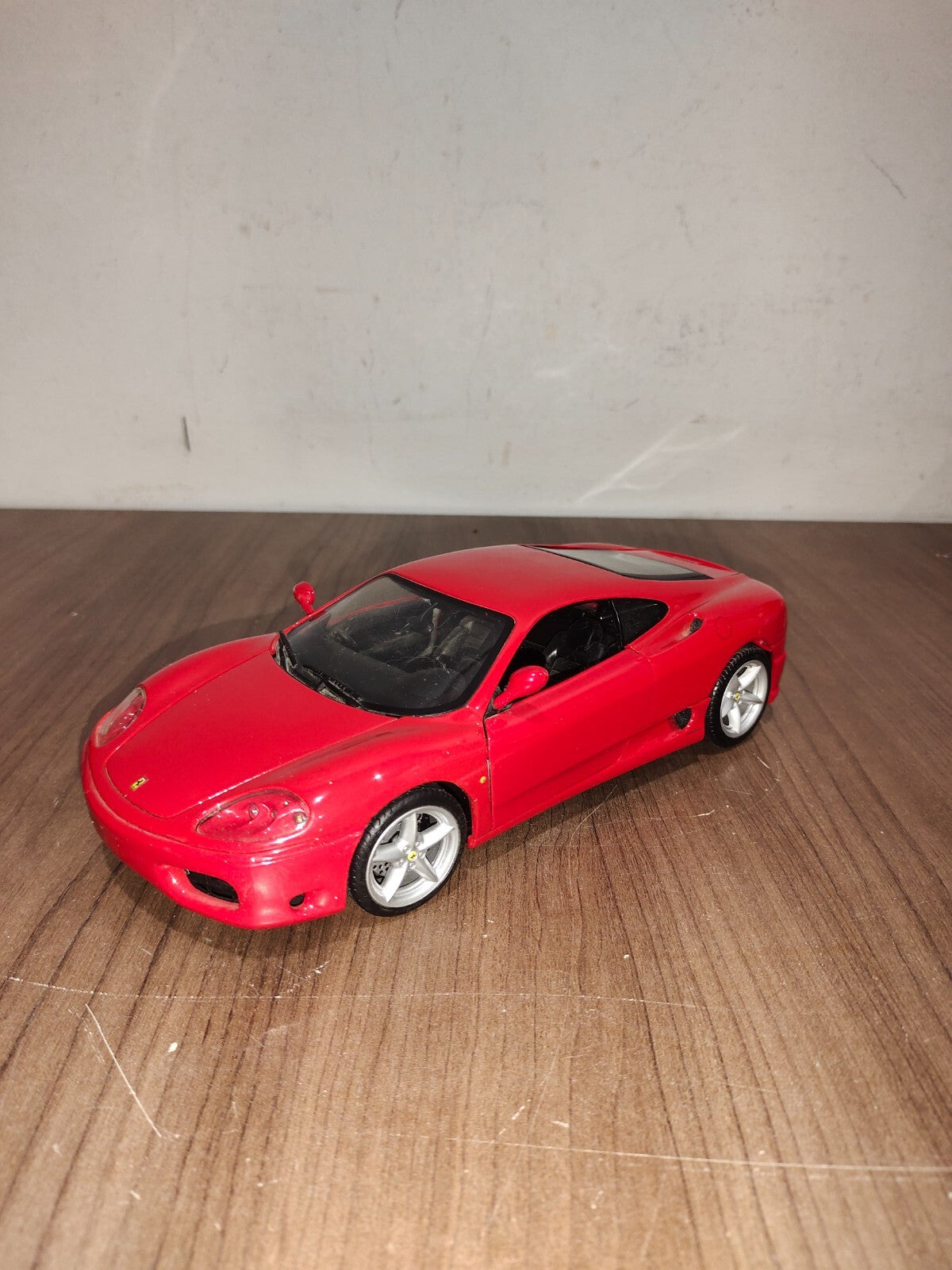 Hot wheels Ferrari 360 Modena Coupe 1999 Die cast 1:18 Toy