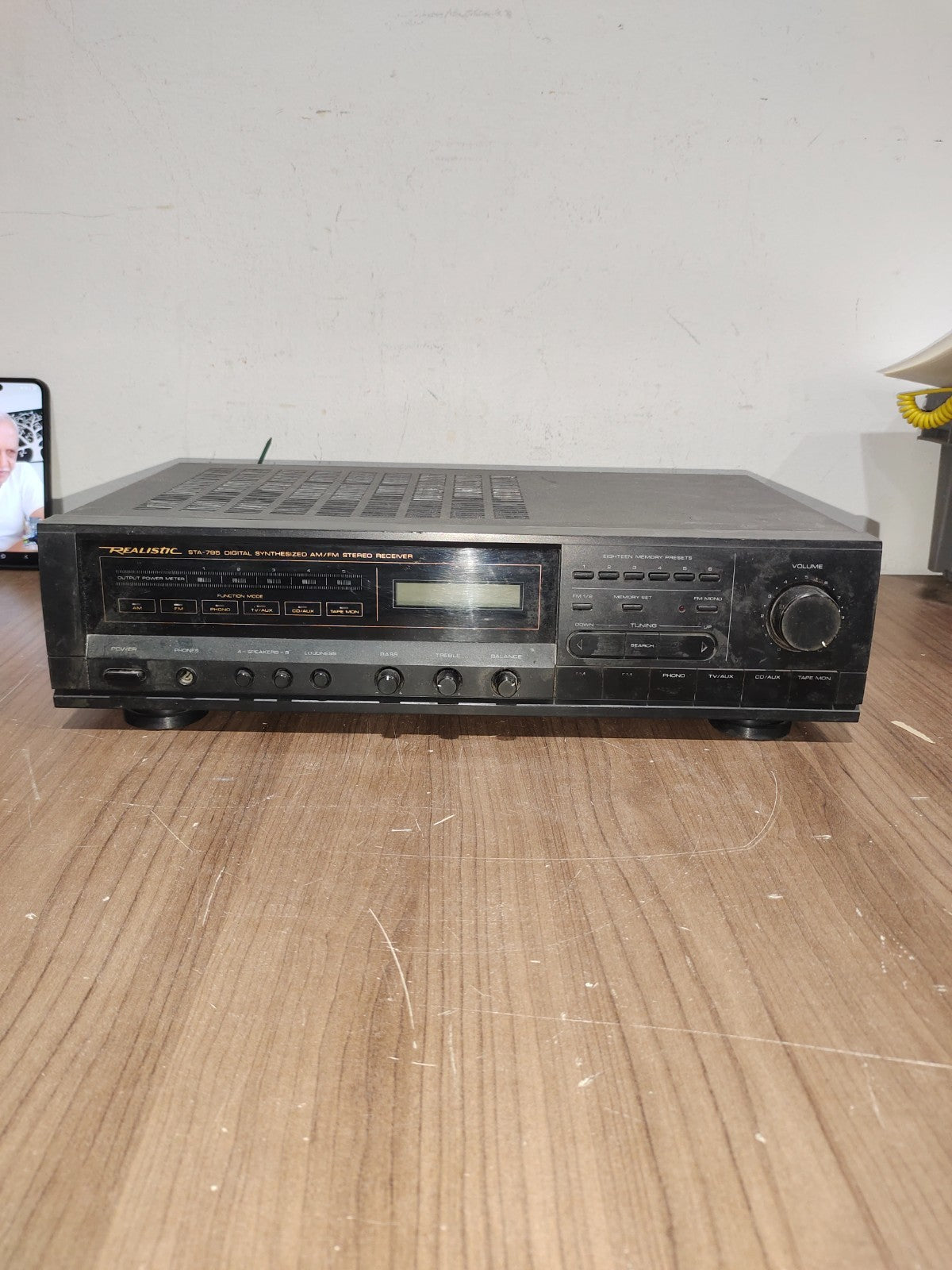 Realistic STA-795 Digital Synthesized AM/FM Stereo Receiver