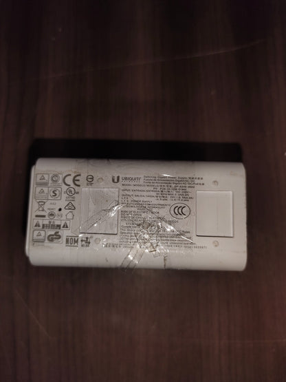 Ubiquiti UniFi Gigabit 24V PoE Adapter Injectors (GP-A240-050G) - Set of 3 - 1