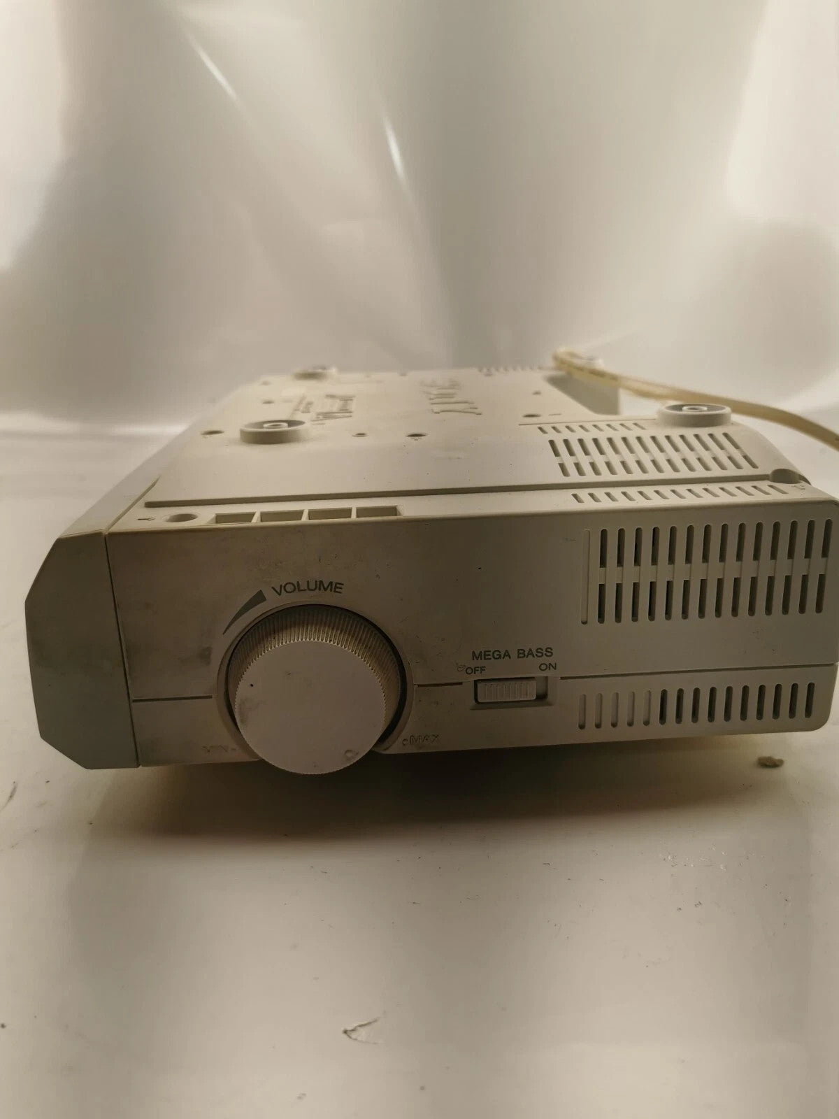 Sony ICF-CD513 Under Cabinet Counter CD Clock Radio AM/FM Mega Bass WORKS GREAT!