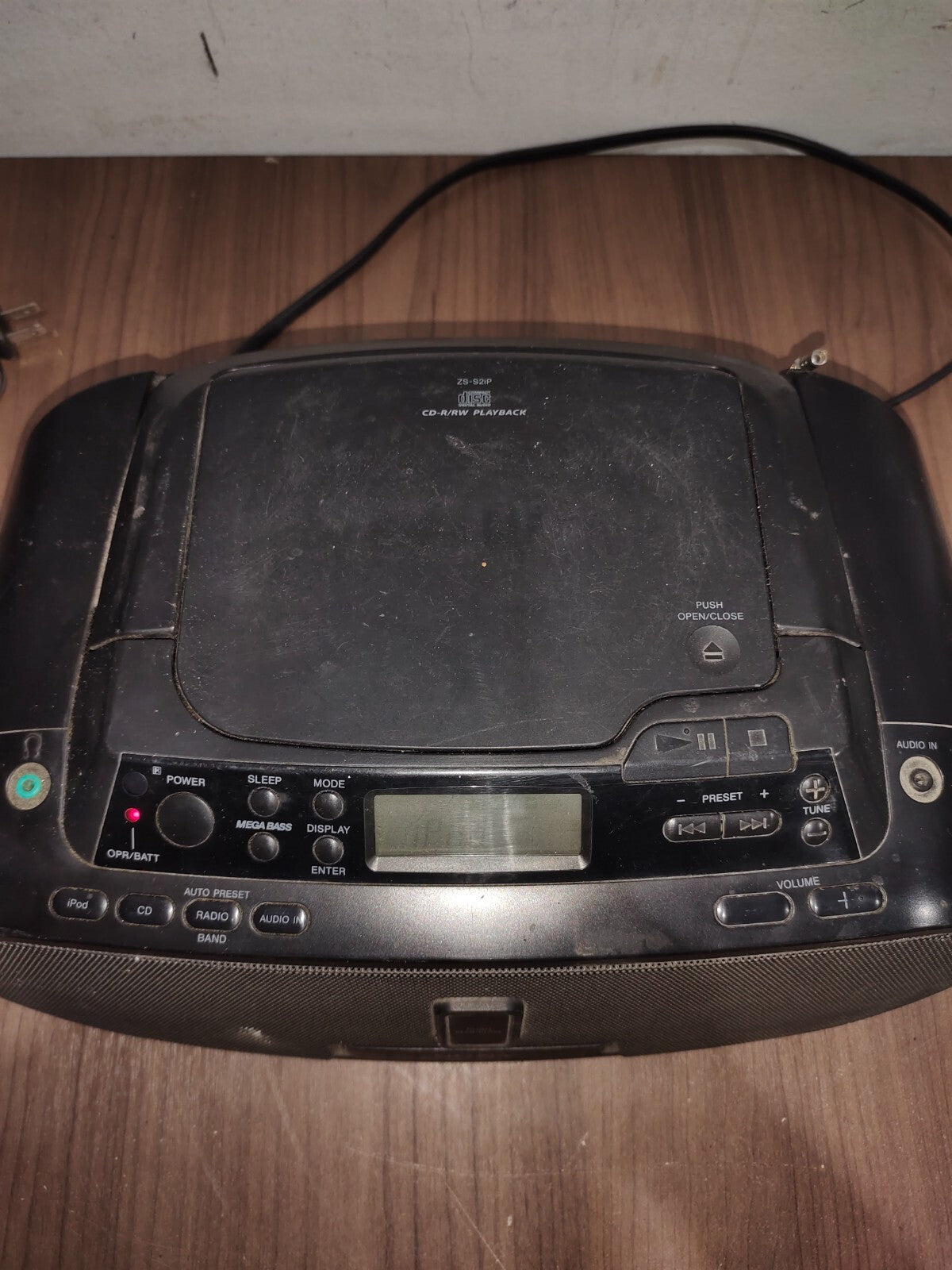 Sony ZS-S2iP CD-Player Radio iPod Dock Boombox CD-R RW Playback