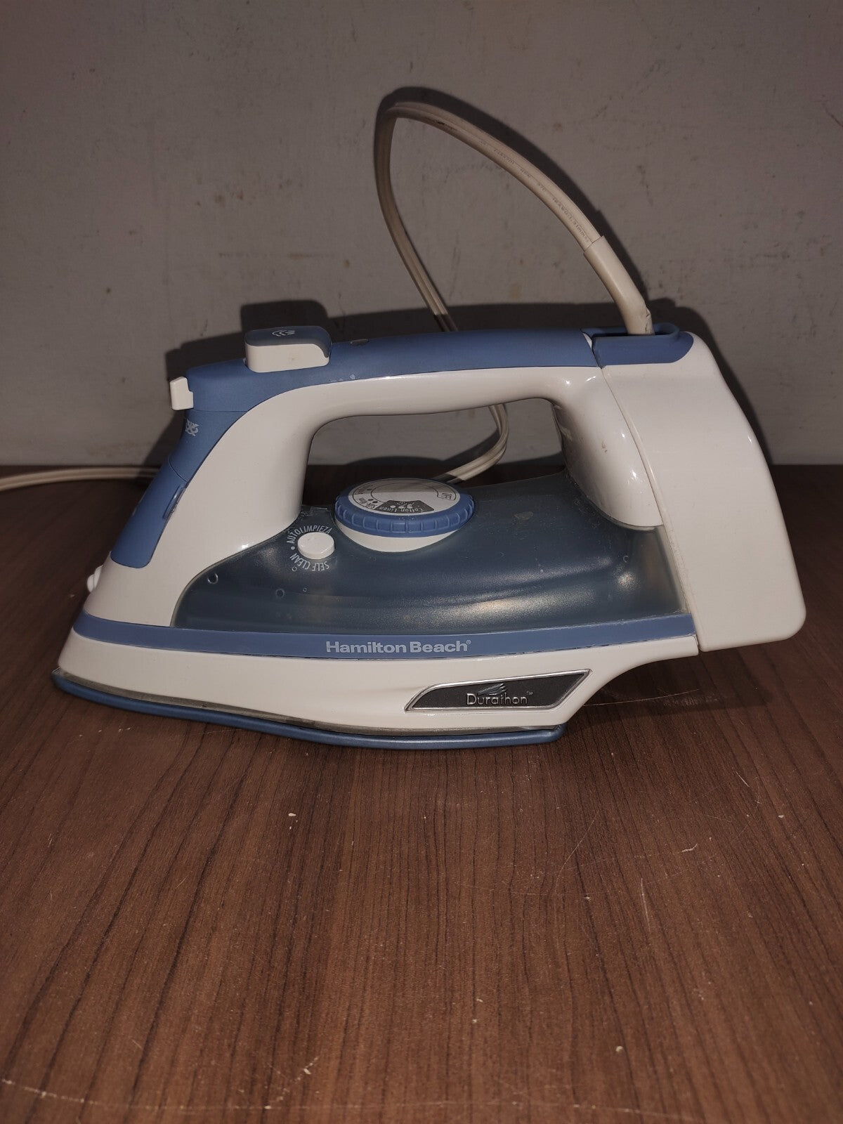 Hamilton Beach Durathon Iron with Cord Management - Model - 19701