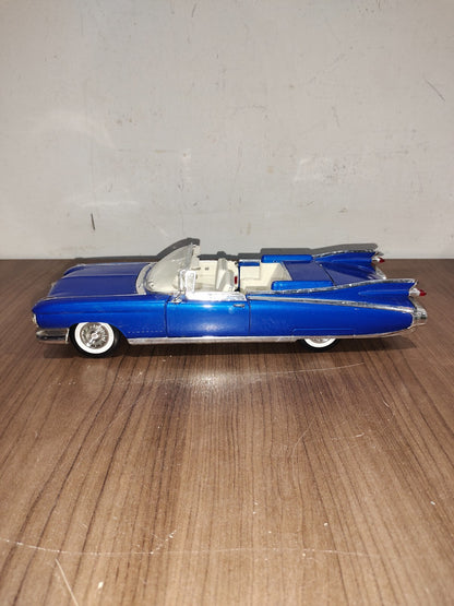 1:18 MAISTO SPECIAL CADILLAC ELDORADO BIARRITZ 1959