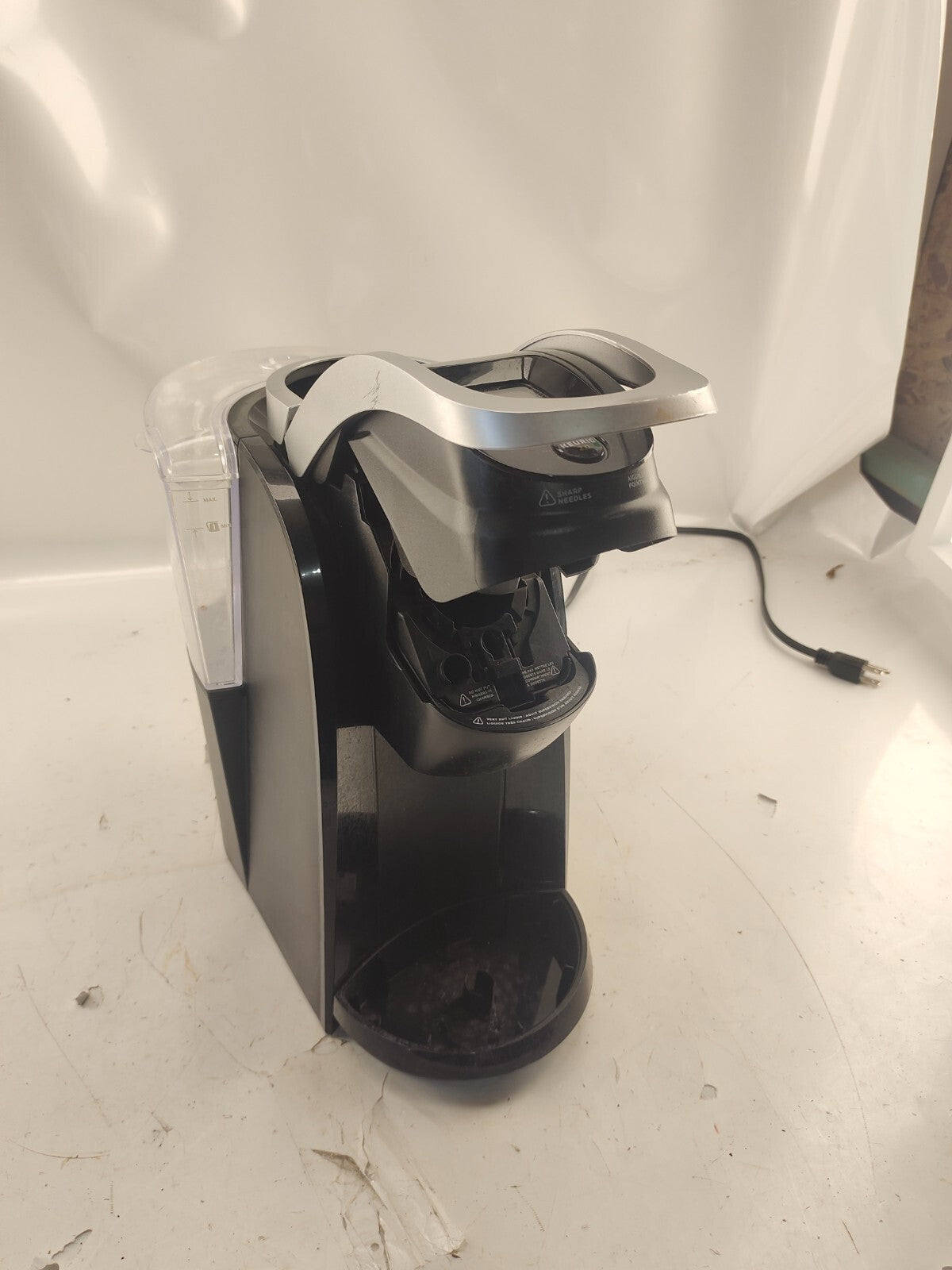 Keurig 2.0 K200 Brewer - Black Coffee Maker K Compact Single Serve Brewer