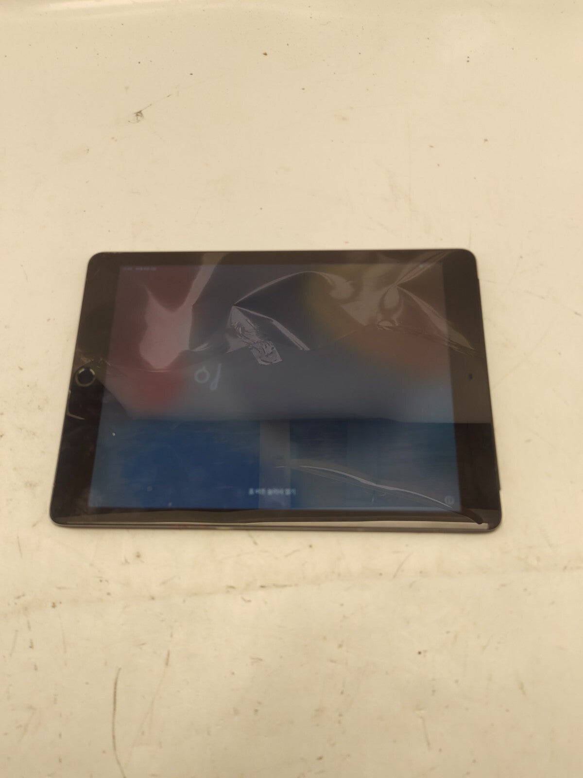 Apple iPad Air 2 16GB Tablet, For Parts