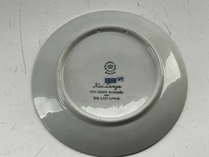 Vintage ROYAL COPENHAGEN 1968 Christmas Plate, "The Last Umiak" Kai Lange