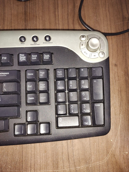 Vintage DELL Multimedia Windows Desktop PS/2 wired Keyboard RT7D30