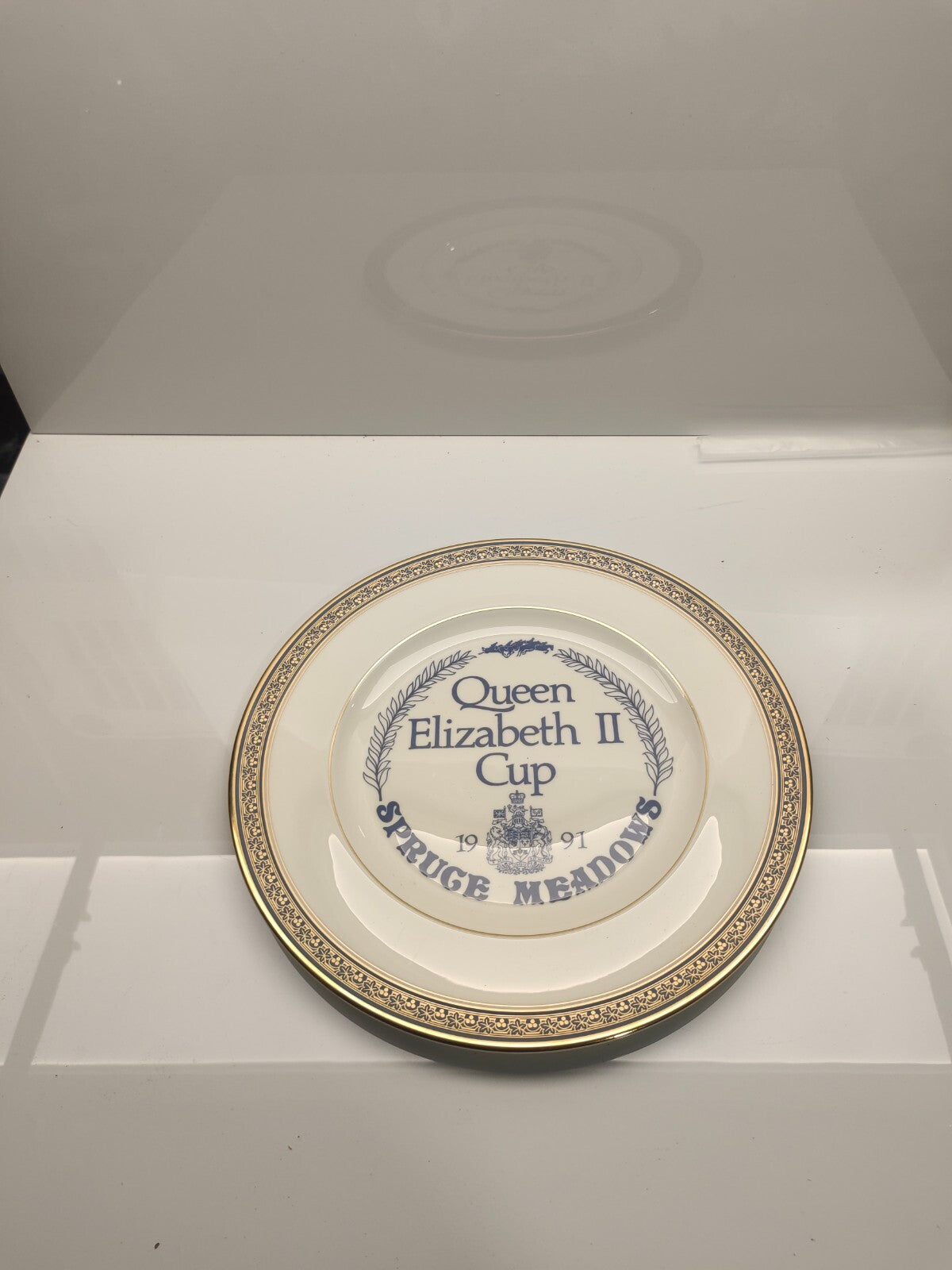 Minton Royal Doulton Queen Elizabeth II Cup - Show Piece Plate