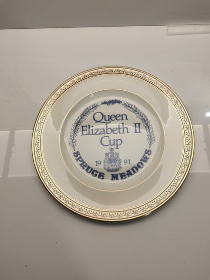 Minton Royal Doulton Queen Elizabeth II Cup - Show Piece Plate