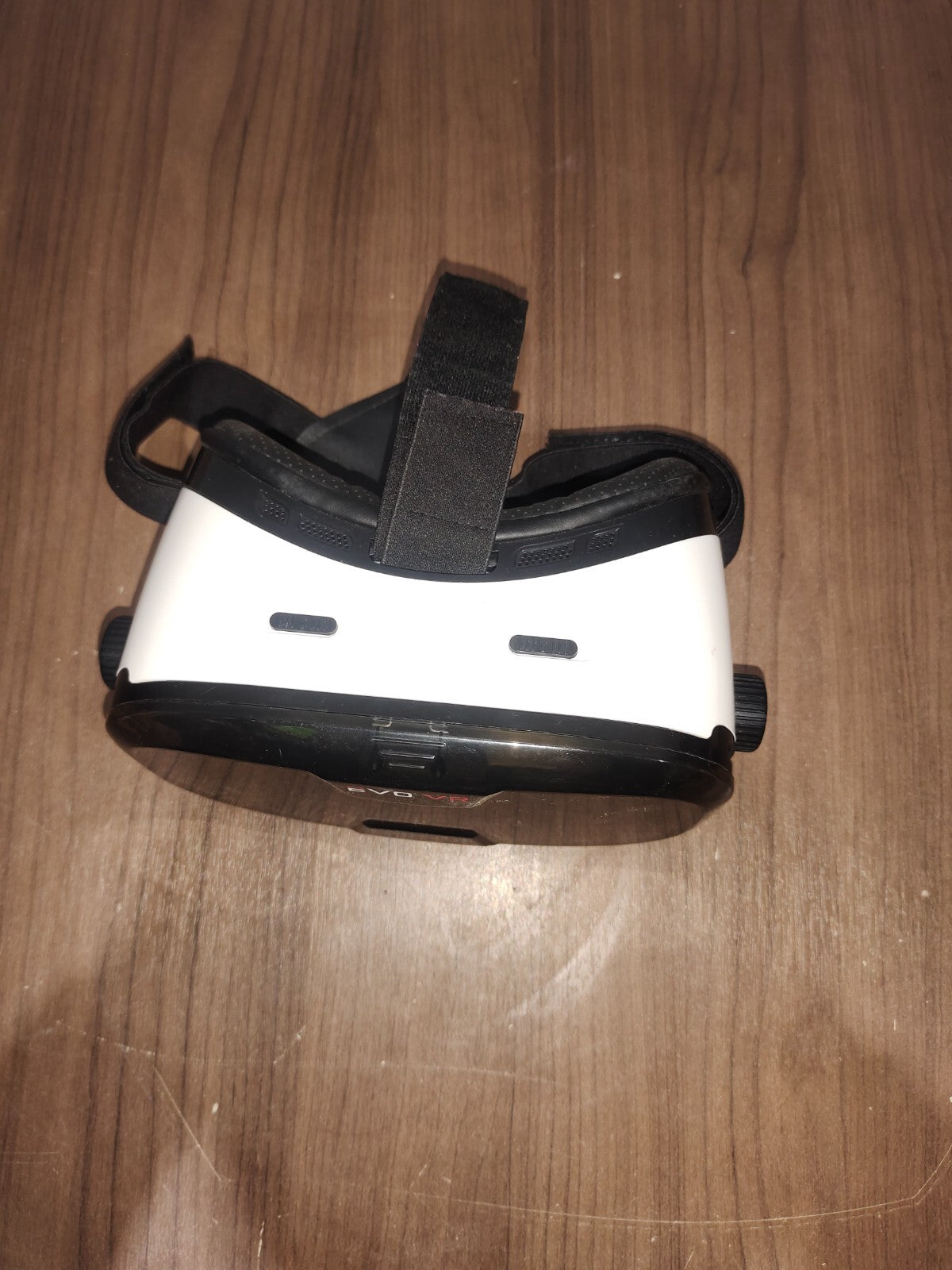 EVO VR Ultra II - Virtual Reality Headset - White Black - Up to 6" Smartphones