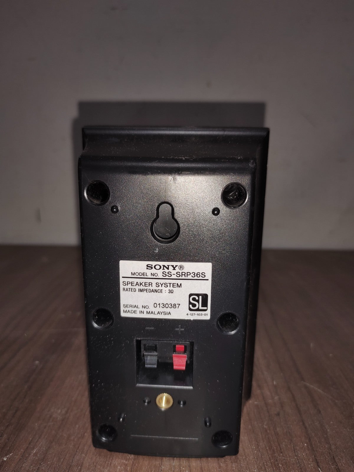 SONY  Surround Speaker - Model - SS-SRP36S (SL) - Left Speaker