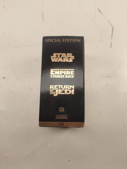 1997 Star Wars Trilogy Special Gold Edition VHS Digital Mastered THX