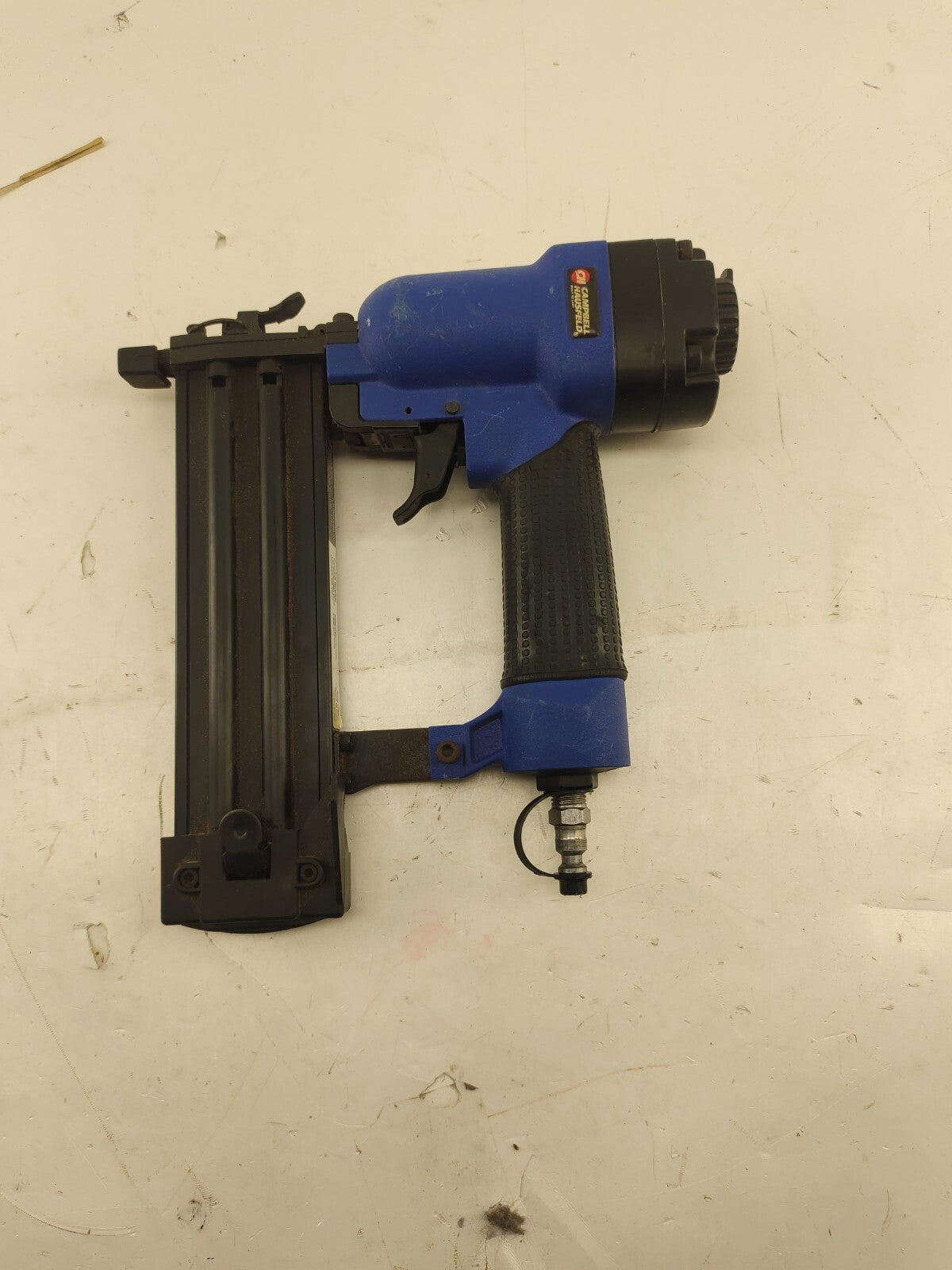 CAMPBELL HAUSFELD NB003008 Brad Nailer