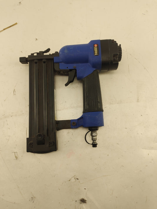 CAMPBELL HAUSFELD NB003008 Brad Nailer