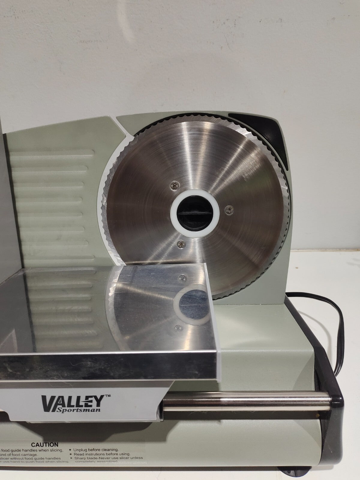 Valley Sportsman 7.5” Food Slicer