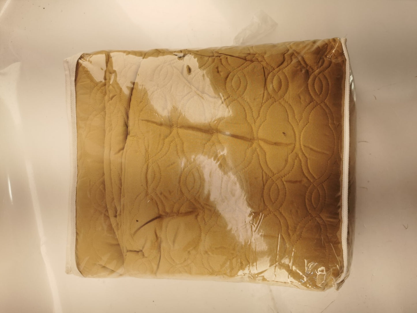 BOURINA Embroidery Quilt Set Coverlet Set 3-Piece Microfiber Bedspread Included