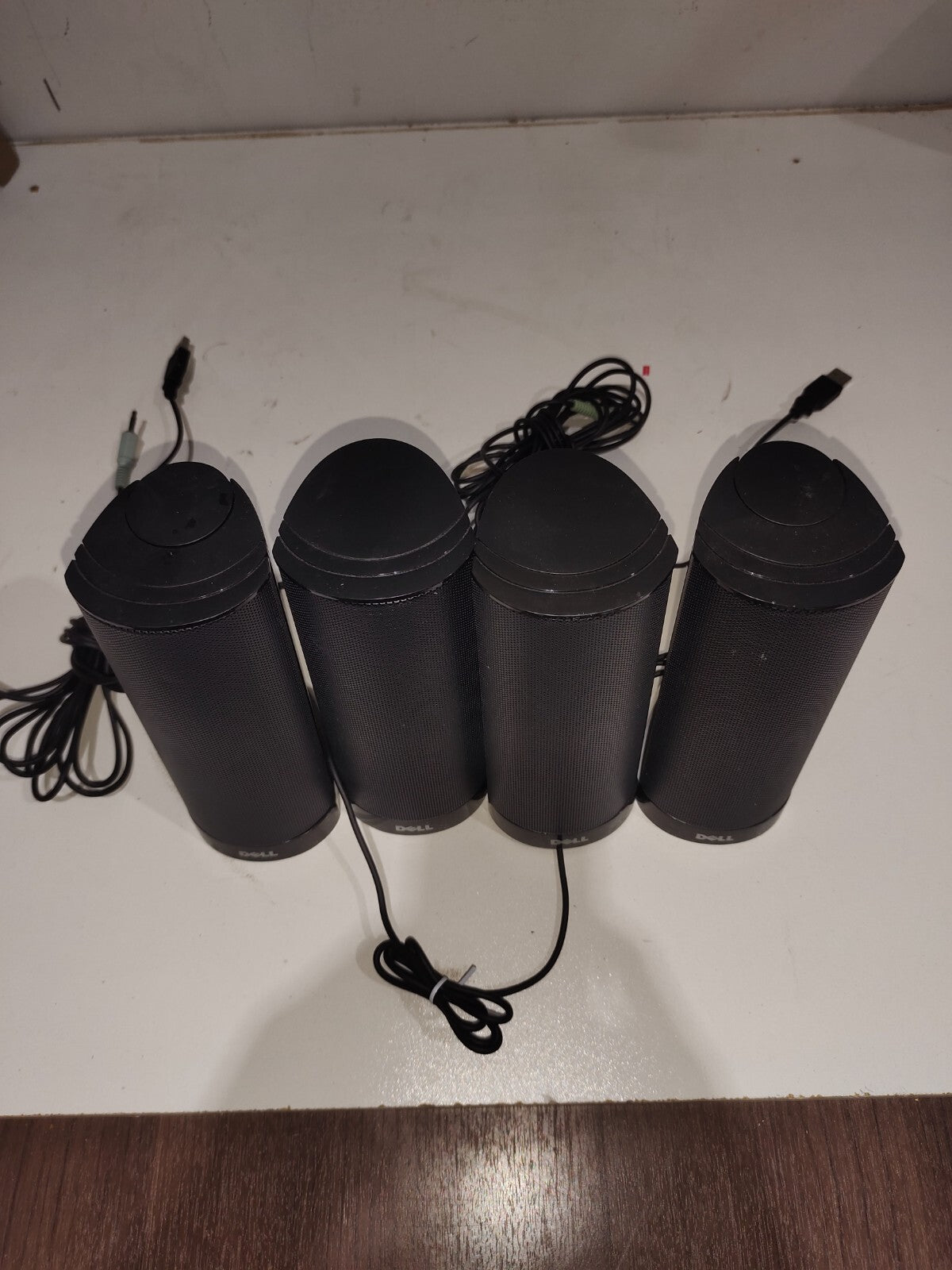 Dell AX210 USB Powered Multimedia Computer 2.0 Speaker - Black Set of 4 Speakers
