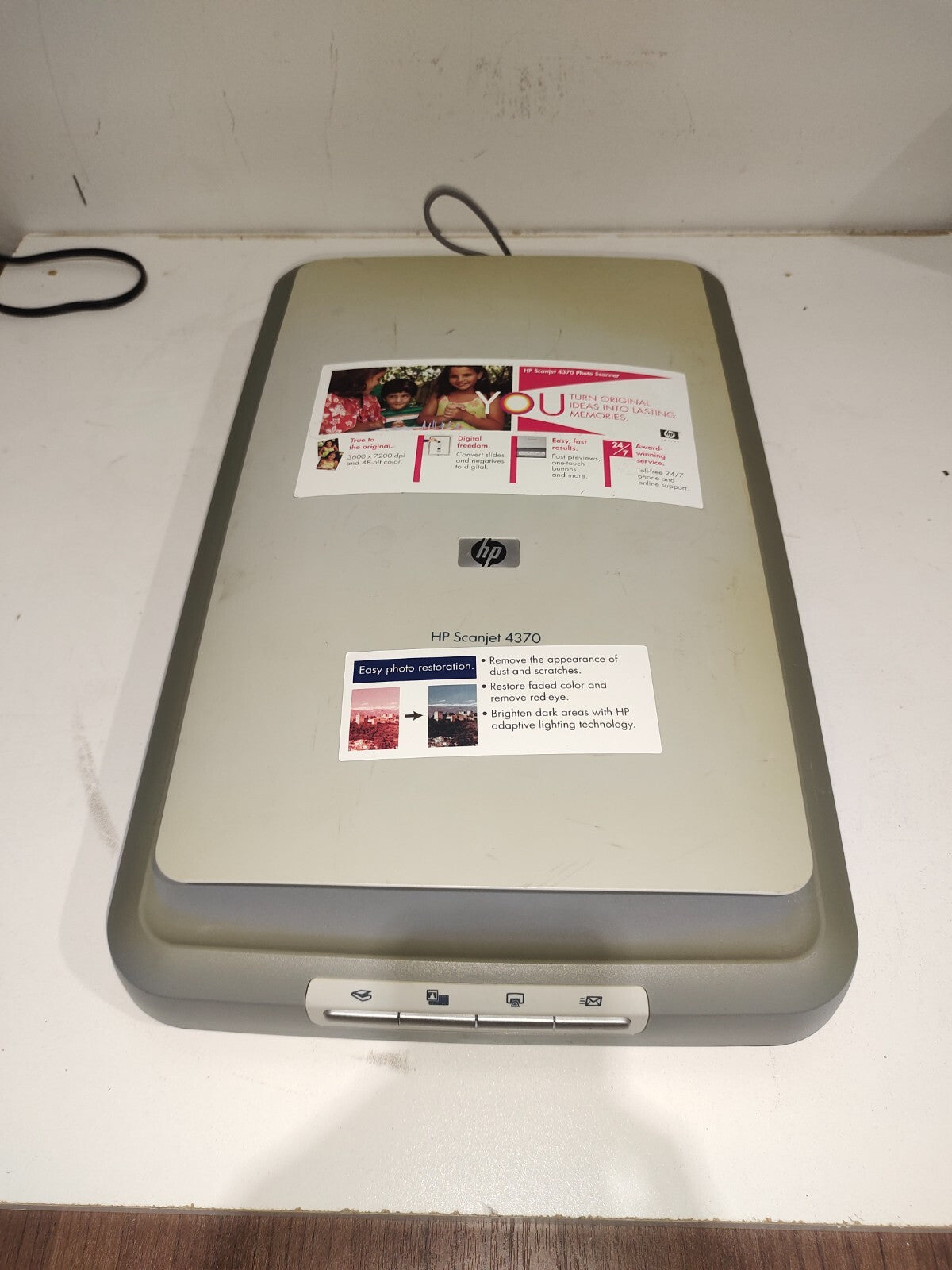 HP Scanjet 4370 Photo Flatbed Scanner