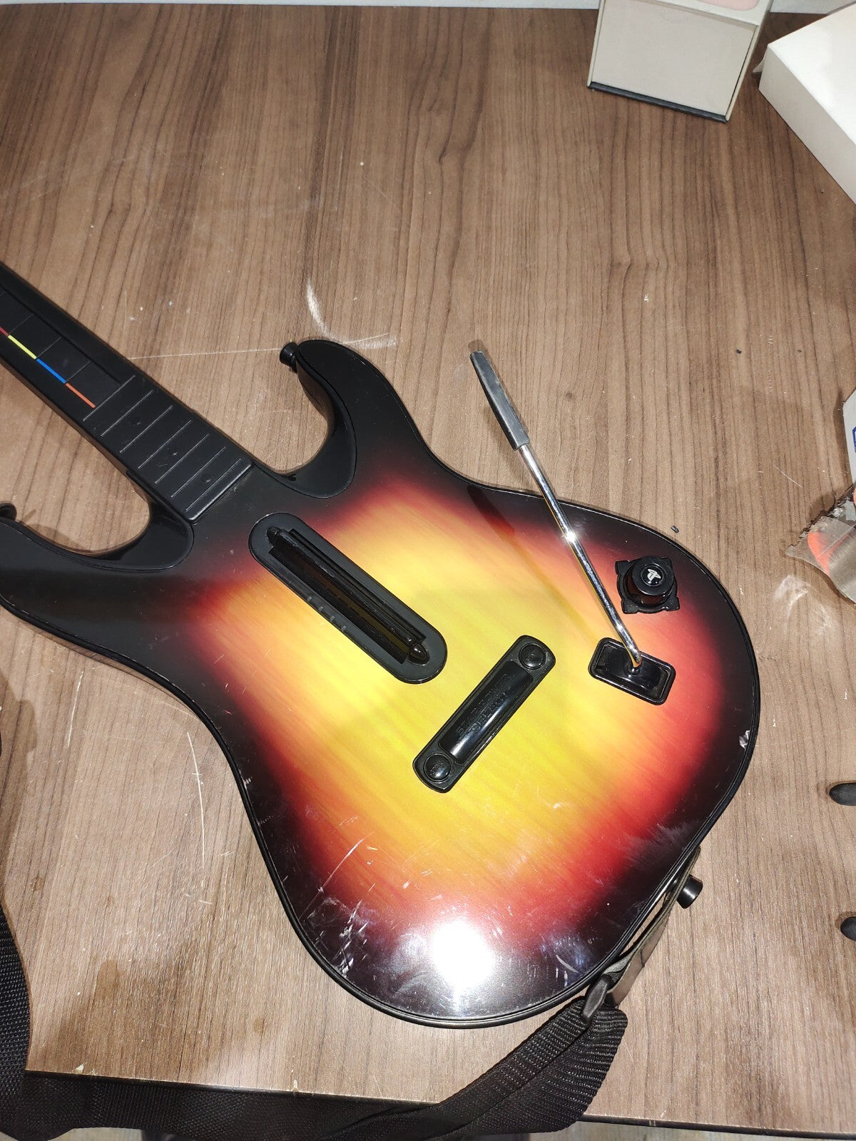 Guitar Hero World Tour Sunburst Wireless Guitar PS3 - RedOctane 95451.805 - 1