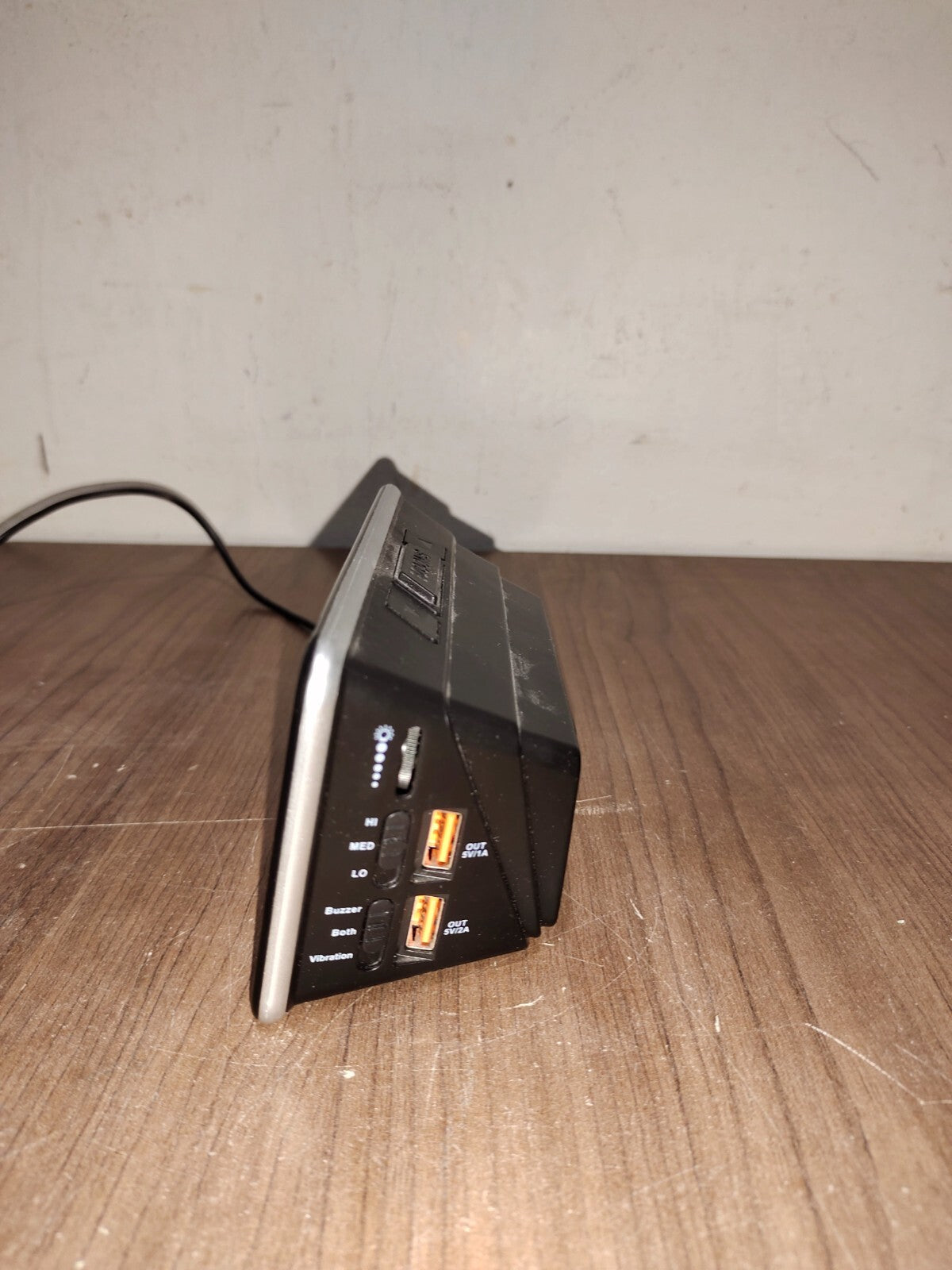 Lielongren Loud Digital Alarm Clock LLR010A W/ 2 USB Ports Bed Vibrator