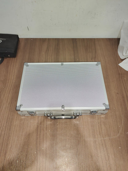 Cardinal's Texas Hold'em Poker Chip Set with Metal Aluminum Case