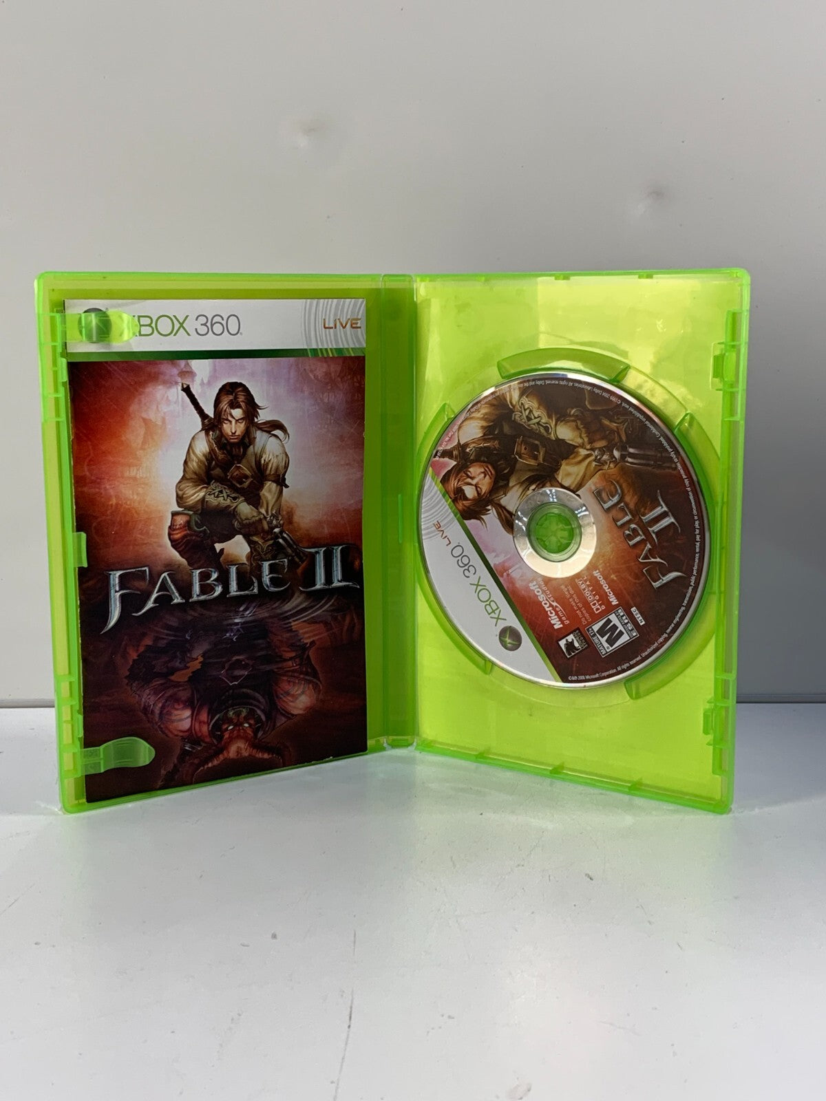 Fable II with Bonus Disc Xbox 360 -Disc excellent