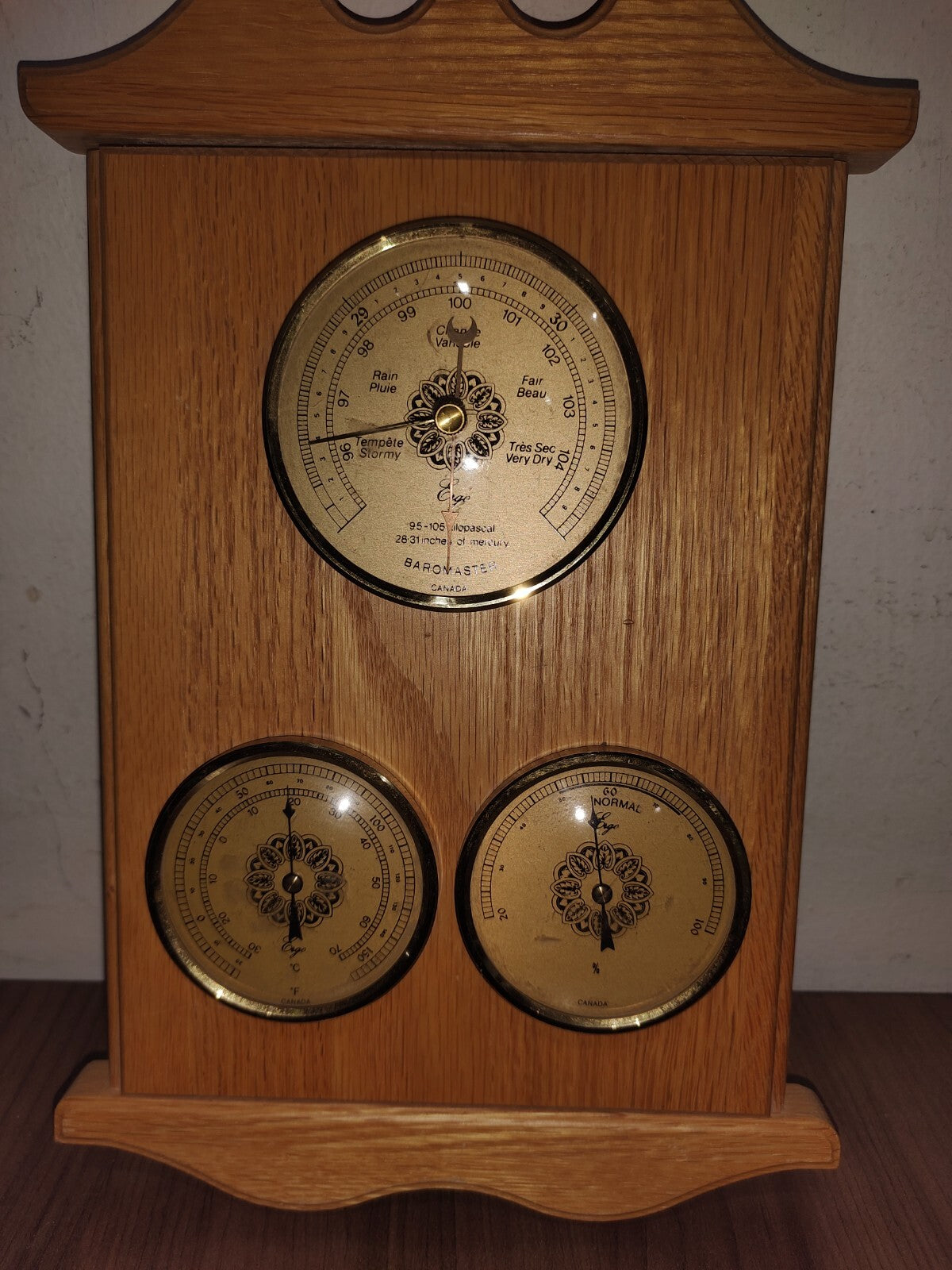 Baromaster Temperature Barometer Hygrometer Wood  Weather Station