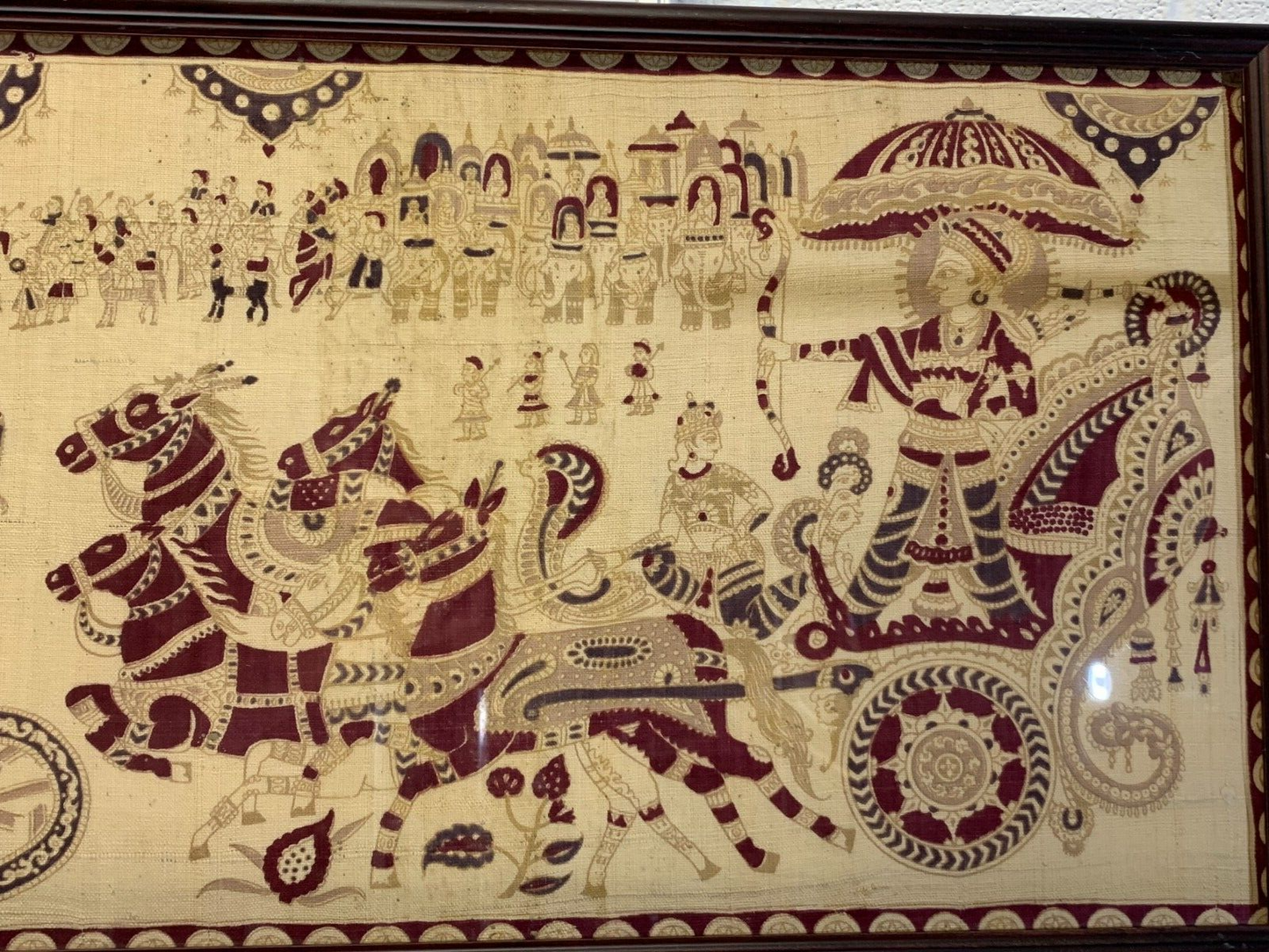 Vintage Farmed fabric tapestry showing the Epic Battle of Mahabharata