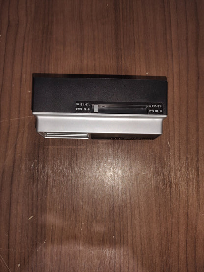 Vintage ITT Magicflash Electronic Flash Model EF-246 Kodak Instant Cameras EK6