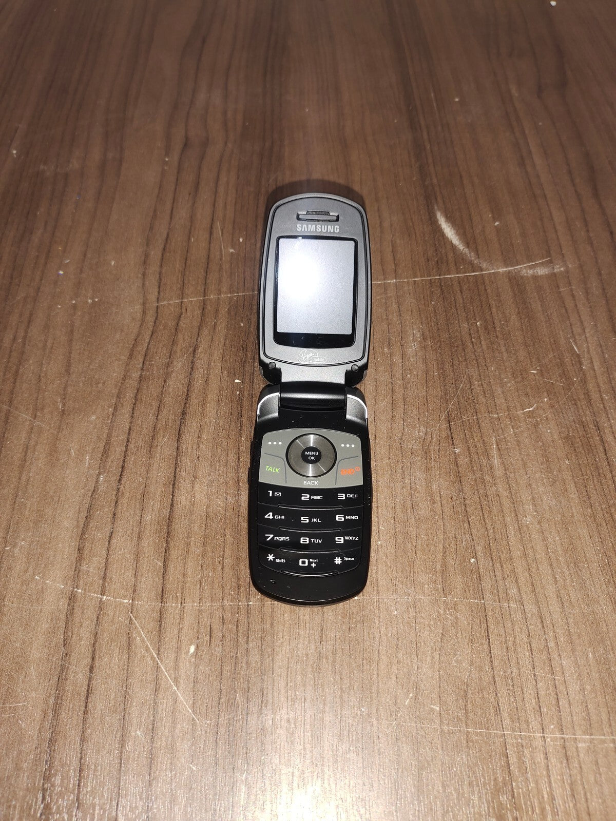 Samsung SPH-M300 - Silver and Black ( Sprint ) Cellular Flip Phone - For Parts