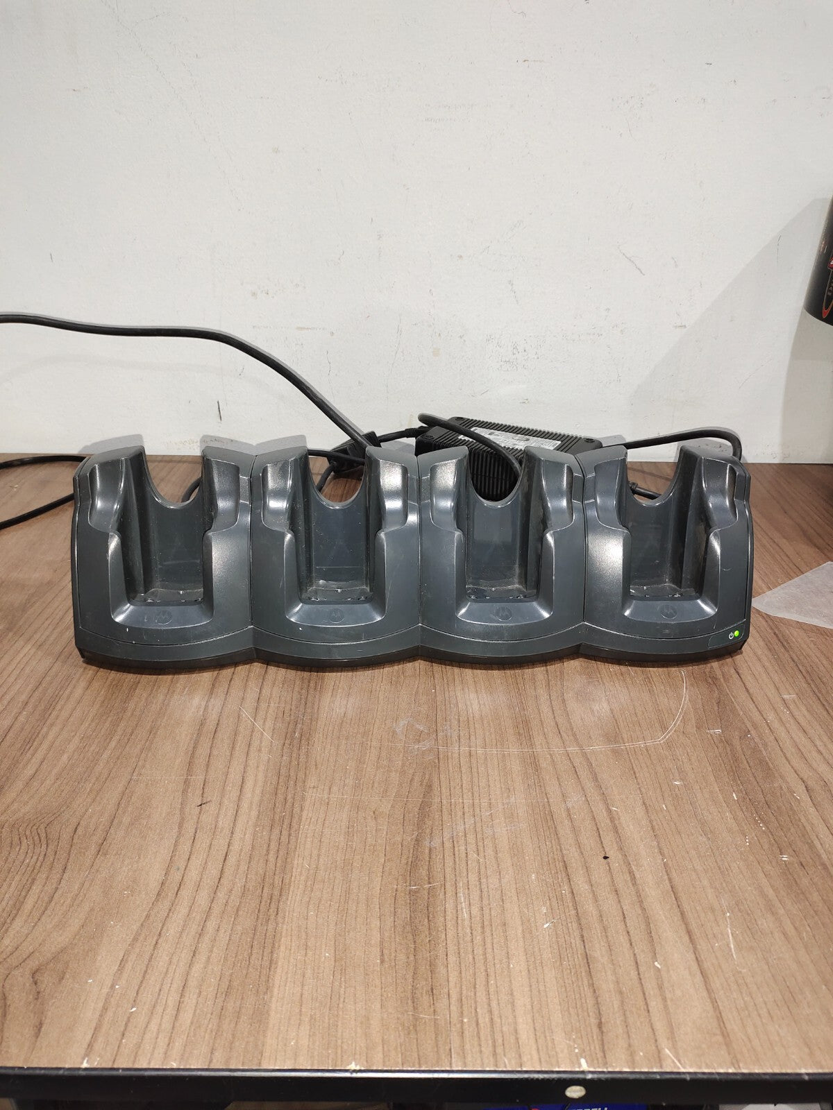 Symbol MC3000 / MC3090 / MC3190 / MC32N0 CHS3000-4000C 4 Slot Charger Cradle - 1