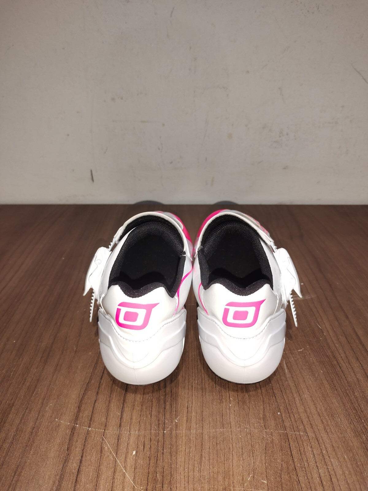 Crono Nylon Cycling Shoes - Neon Pink - Size - 41 (EUR)