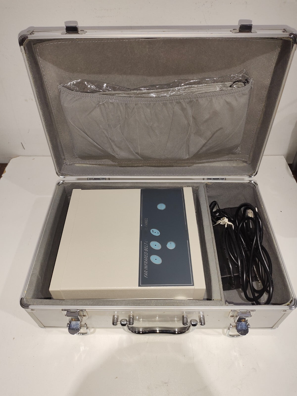 Zen Living Canada Ionic Detox Foot Bath System W/FAR Infrared Waist Belt & Case